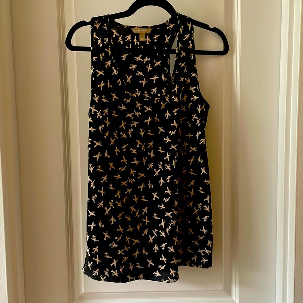 Banana Republic airplane tank.  Size S